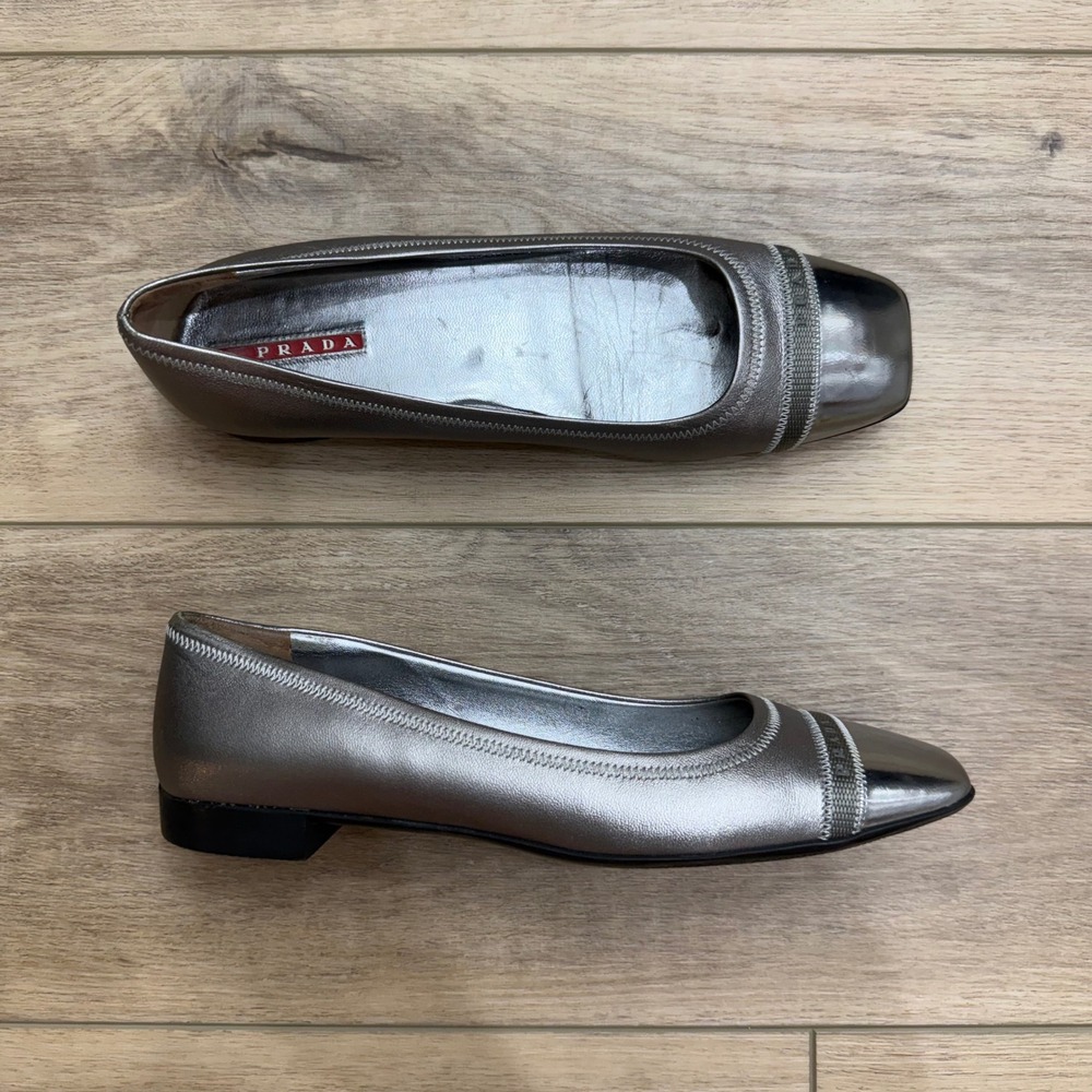 Prada Vintage Metallic Silver Leather Ballet Flats Square Toe Cap Toe 38.5